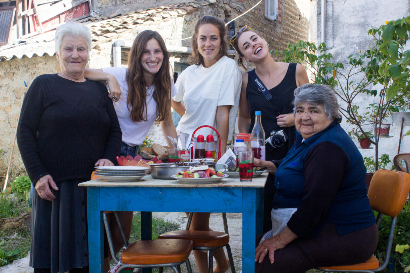 THESE GRANNIES SHOW US EVERYTHING WE NEED TO KNOW ABOUT HEALTHY EATING